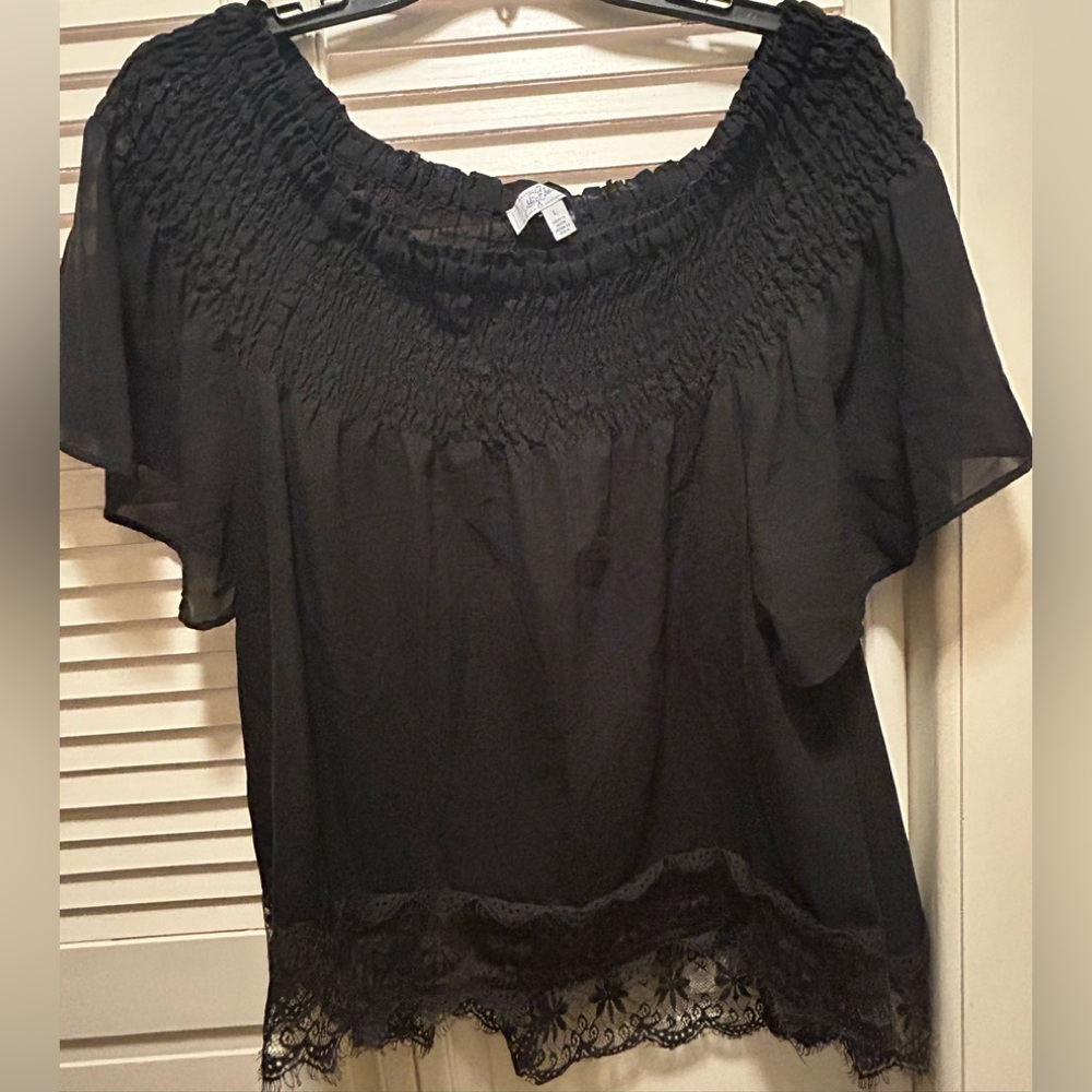 Libby Edelman Black Smocked Blouse